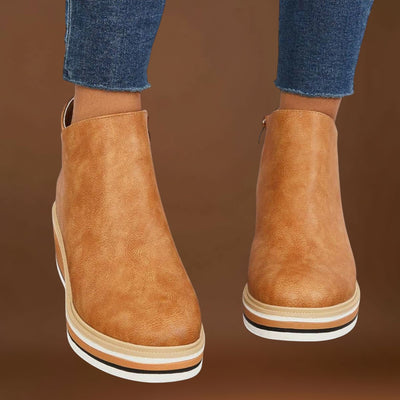 Mariana - Botas Elegantes e Confortáveis