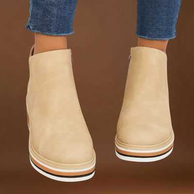 Mariana - Botas Elegantes e Confortáveis