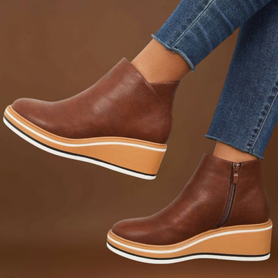 Mariana - Botas Elegantes e Confortáveis