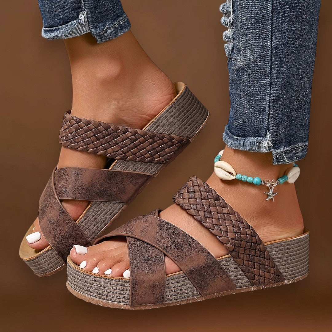 Laura - Sandálias ortopédicas em pele