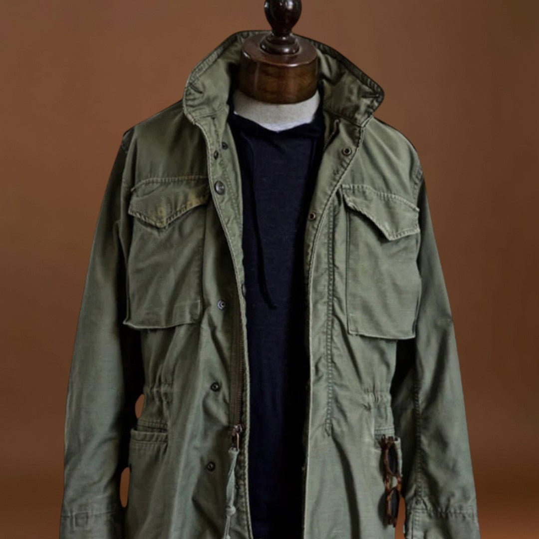 Carlos | Casaco Militar