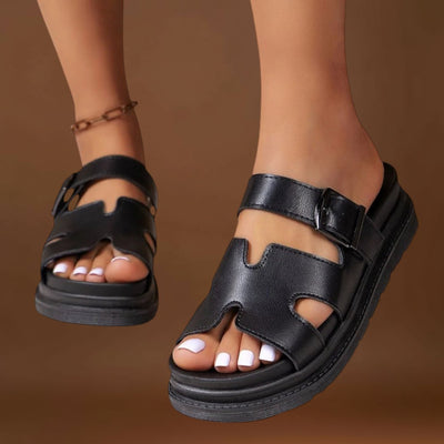 Rosinha - Sandálias ortopédicas com design em H