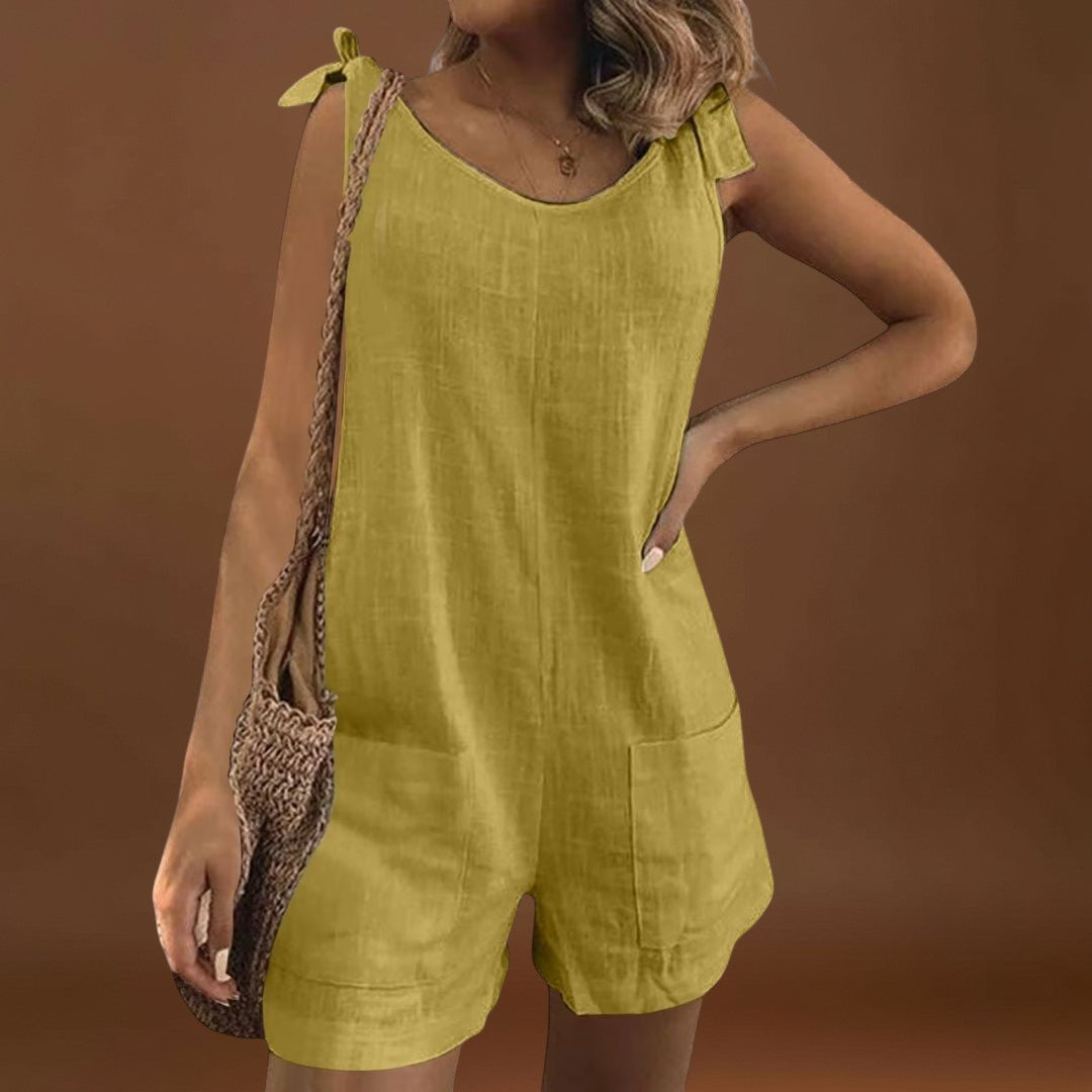 Yolanda - Macacão com bolsos nos ombros e laço