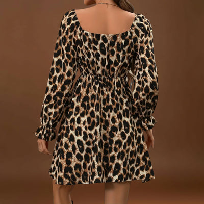 Catarina - Vestido curto com estampado de leopardo