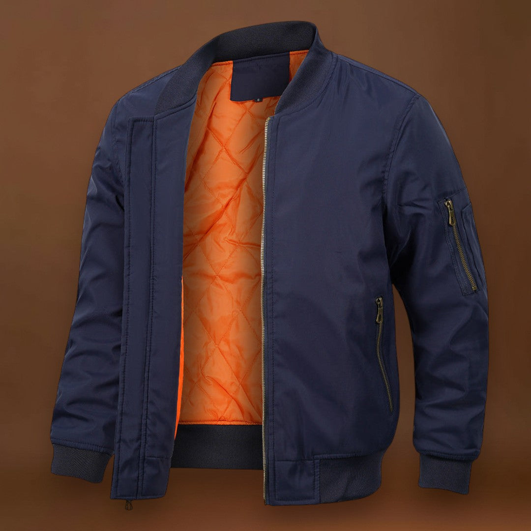 Casaco Bomber – Mistura de Poliéster Forrado com Nervuras e Bloqueio de Vento