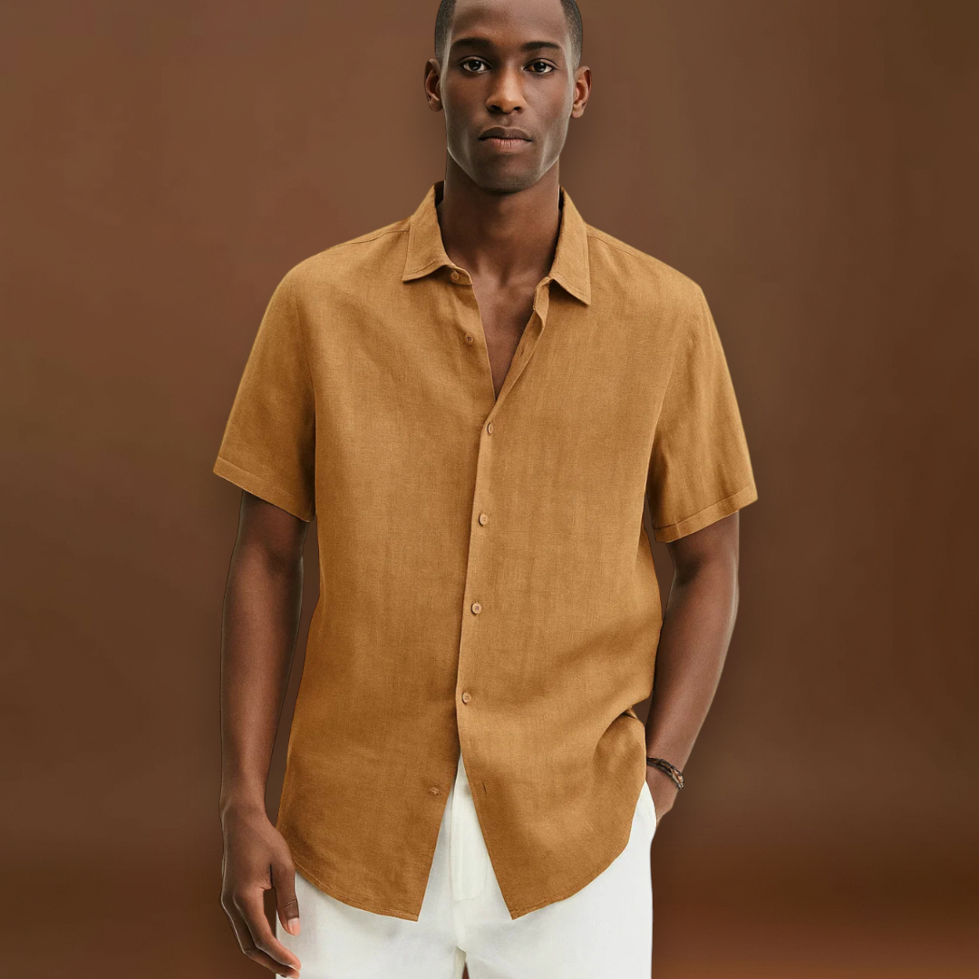 Camisa de Botão - Colarinho Aberto e Manga Curta Ventilada