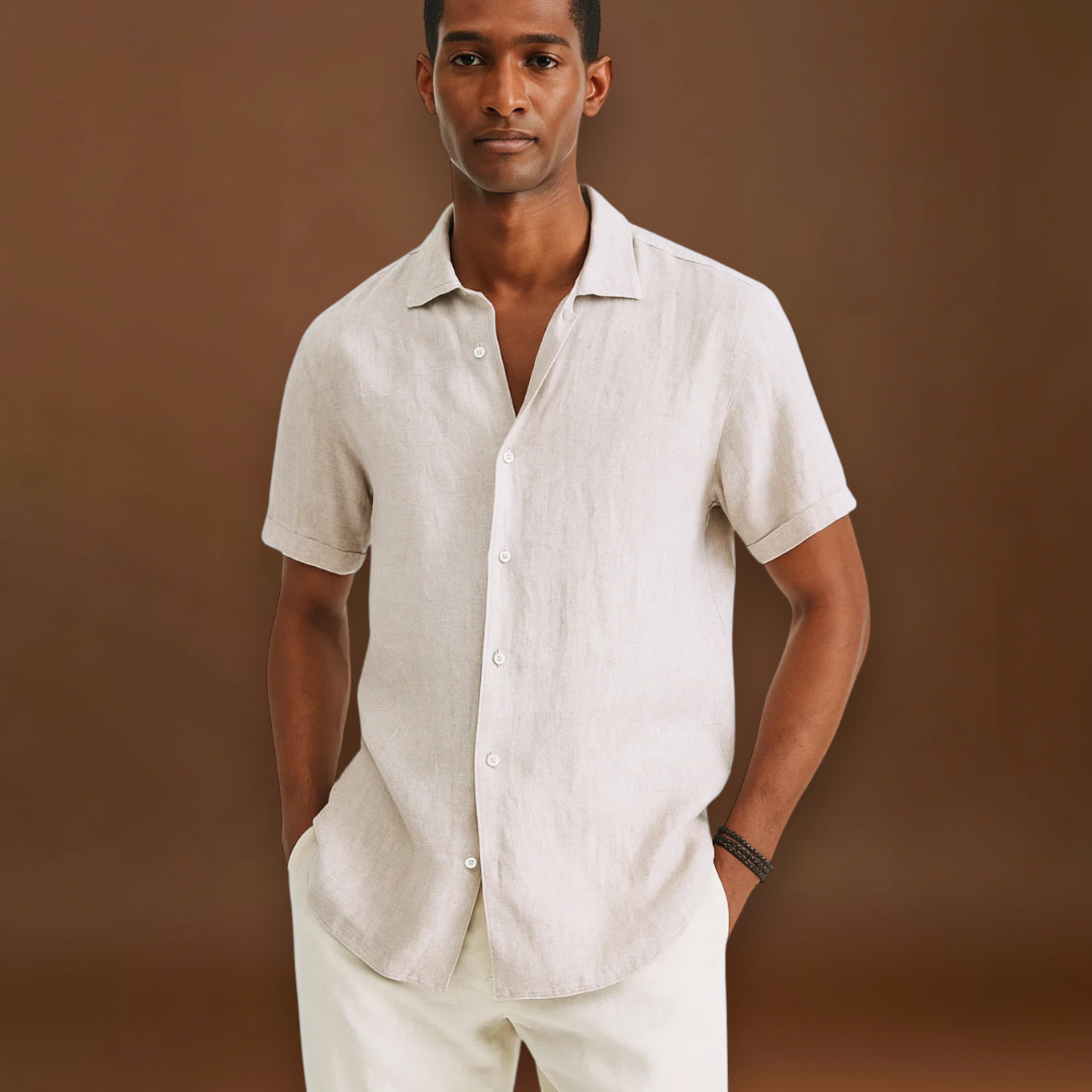 Camisa de Botão - Colarinho Aberto e Manga Curta Ventilada