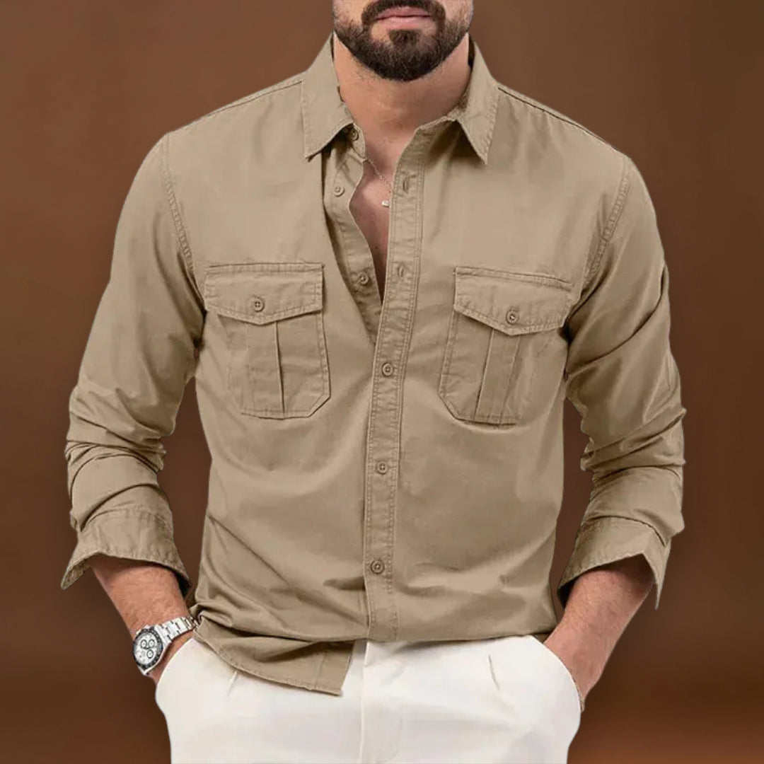 Camisa de Botão - Gola Estruturada e Camadas Simples