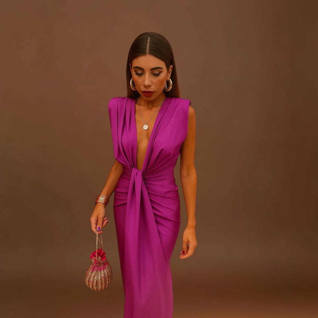 Júlia - Vestido de Decote Aberto