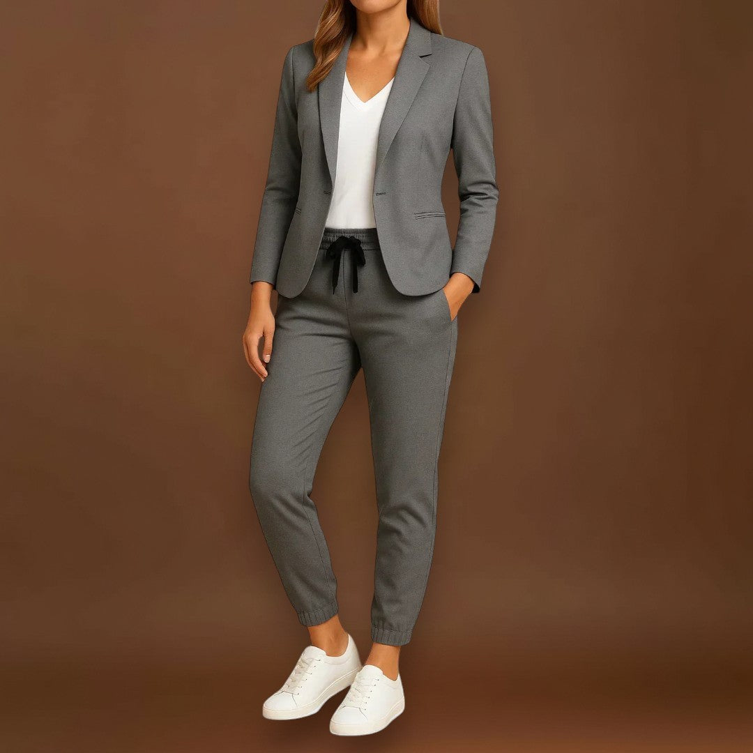 Gabriela - Conjunto Elegante com Casaco e Calças