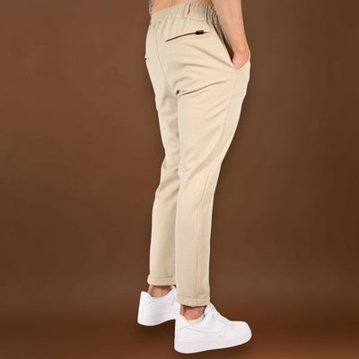 Calças Chino - Corte Clássico em Mistura de Stretch e Movimento Fácil