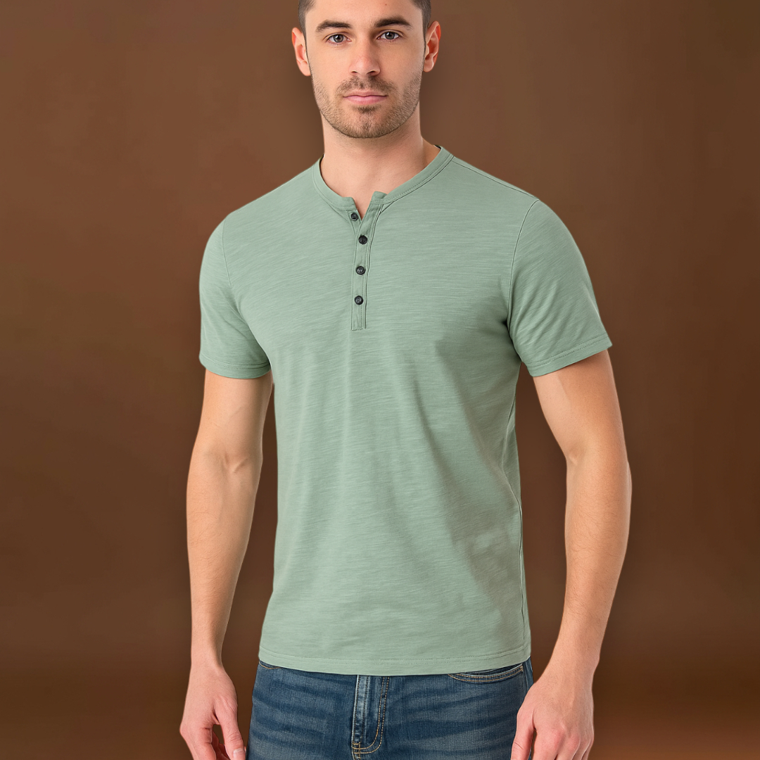 Camisa Henley – Gola com Botões & Camadas Inferiores Planas