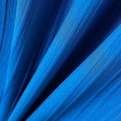 Camisa Henley - Placket Curto com Botões e Forma Flexível