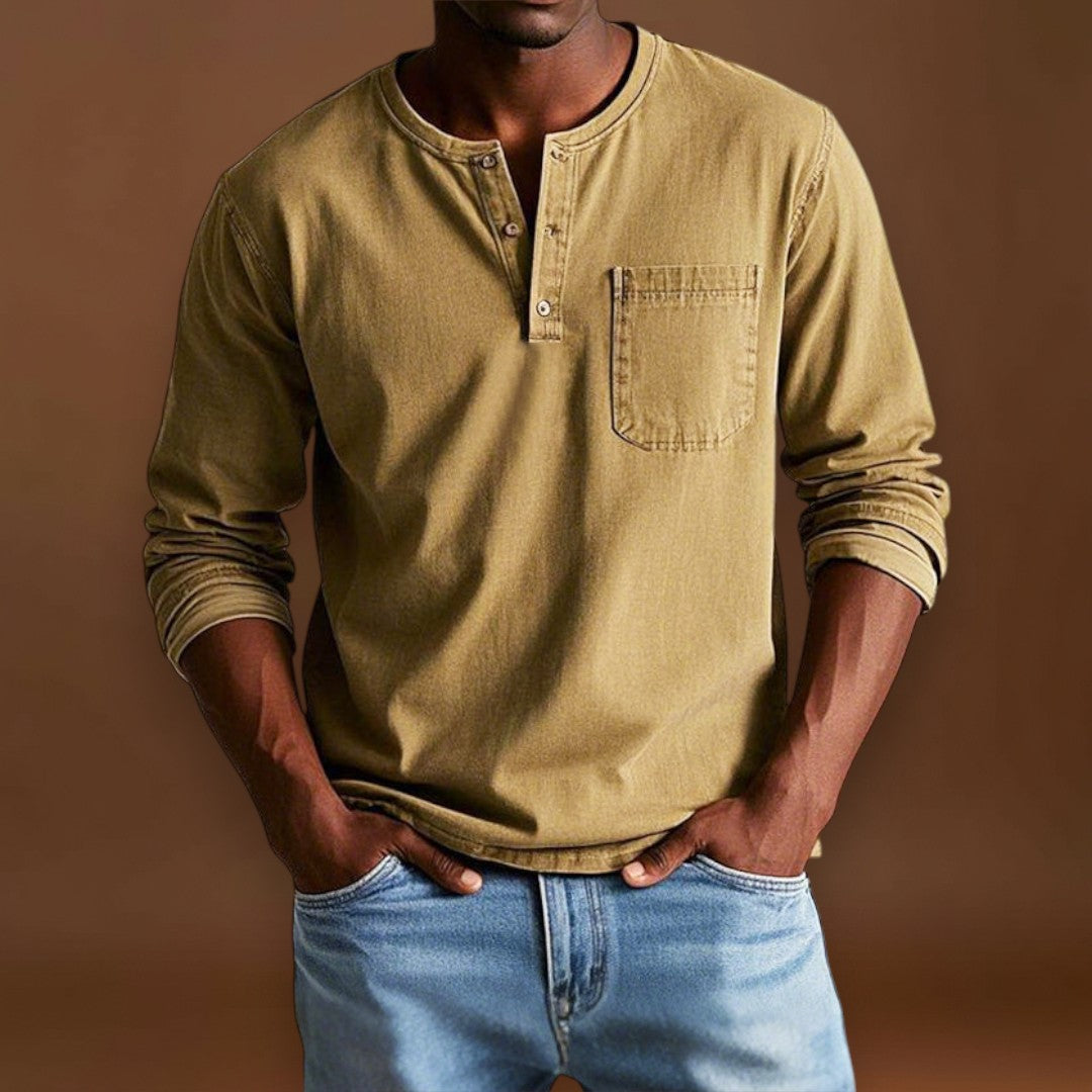 Camisa Henley - Com Pala de Botões Curta e Corte Ajustado