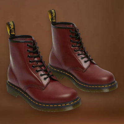 Marten - Botas elegantes e clássicas com cordões