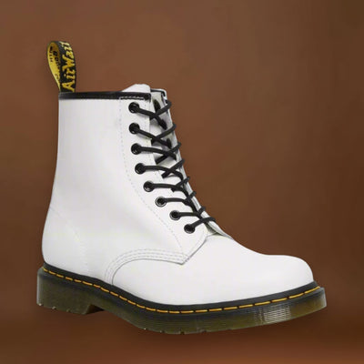 Marten - Botas elegantes e clássicas com cordões