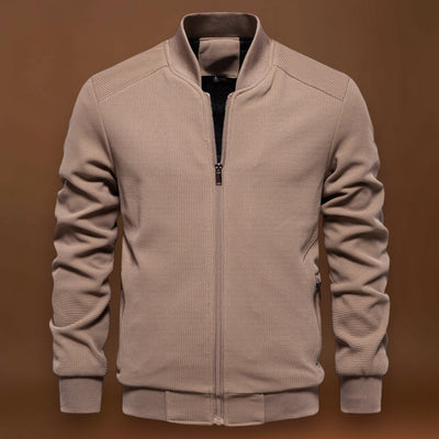 Casaco - Mistura Isolante e Capuz Ajustável para Conforto Térmico