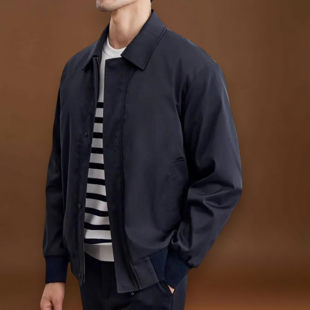 Casaco - Mistura de Lona Ajustada e Camadas Estruturadas