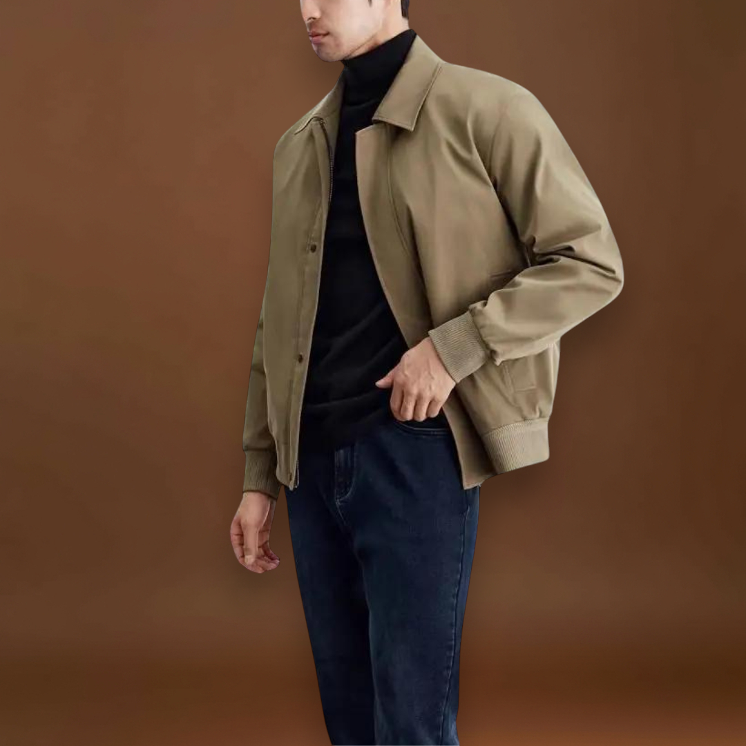 Casaco - Mistura de Lona Ajustada e Camadas Estruturadas