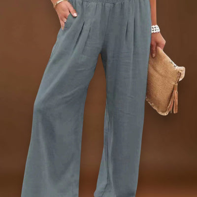 Celeste - Calças arejadas e com estilo