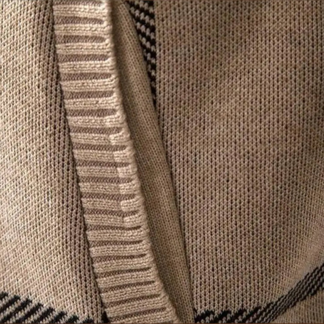 Sweater de Malha - Fecho Frontal Total e Mistura de Lã Macia