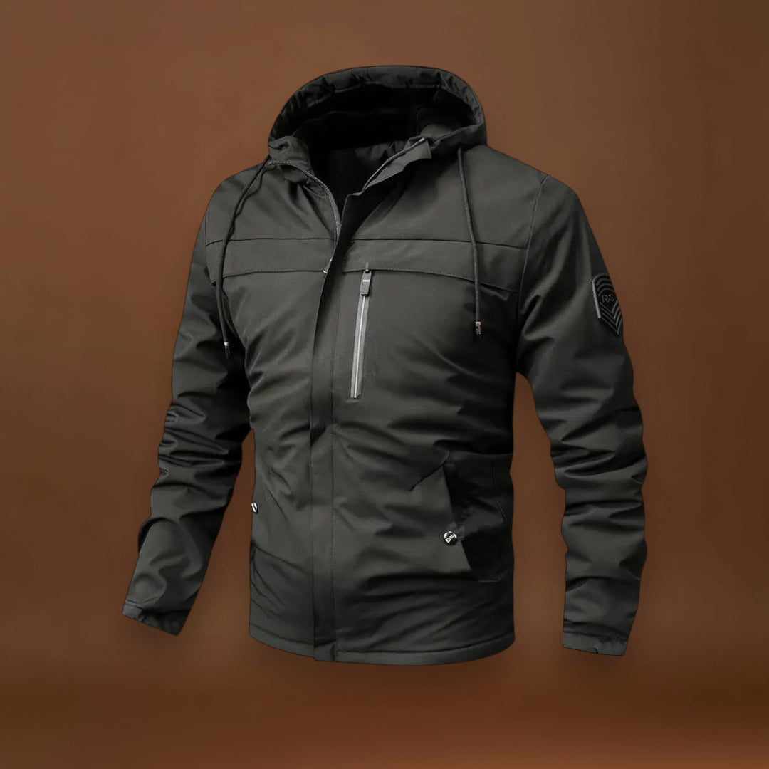 Casaco Leve - Forma Slim com Capuz e Resistente à Água