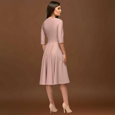 Ana - Vestido Midi Elegante com Cintura Laçada