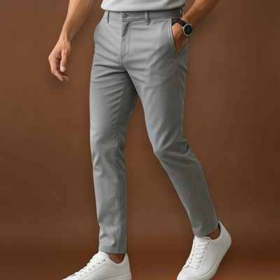 Calças - Corte Ajustado em Mistura Suave e Acabamento Justo nos Tornozelos