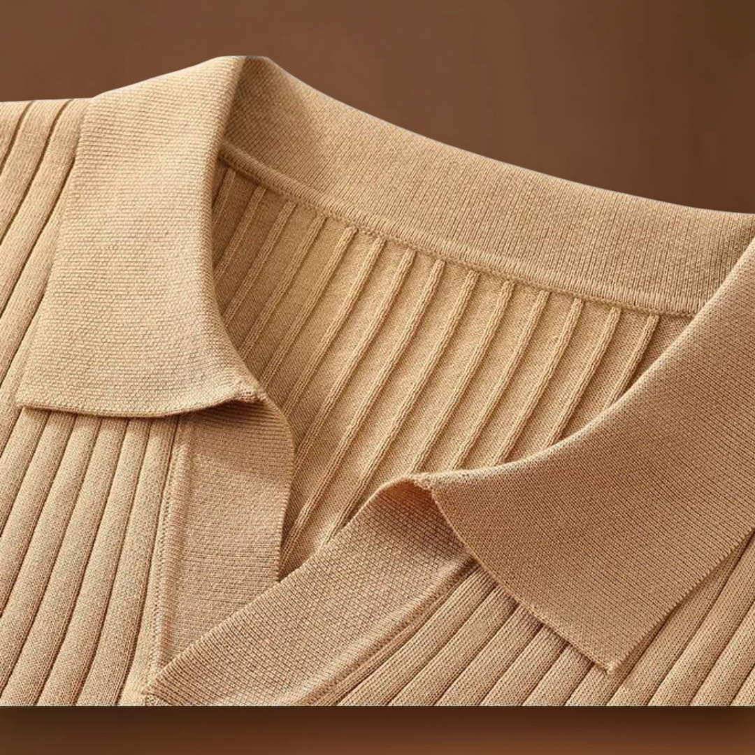 Polo em Mistura de Lyocell - Com Placket de Canelado e Forma Bem Definida