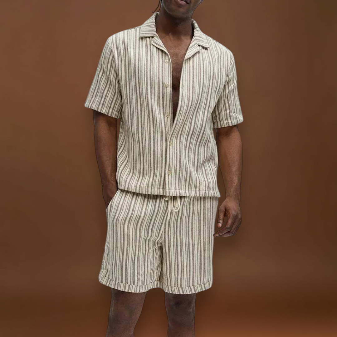 Conjunto Polo – Malha Texturizada e Conforto Respirável