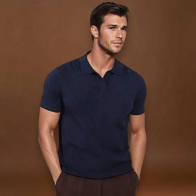 Camisa Polo - Mistura Natural de Curto Placket e Decote Elegante