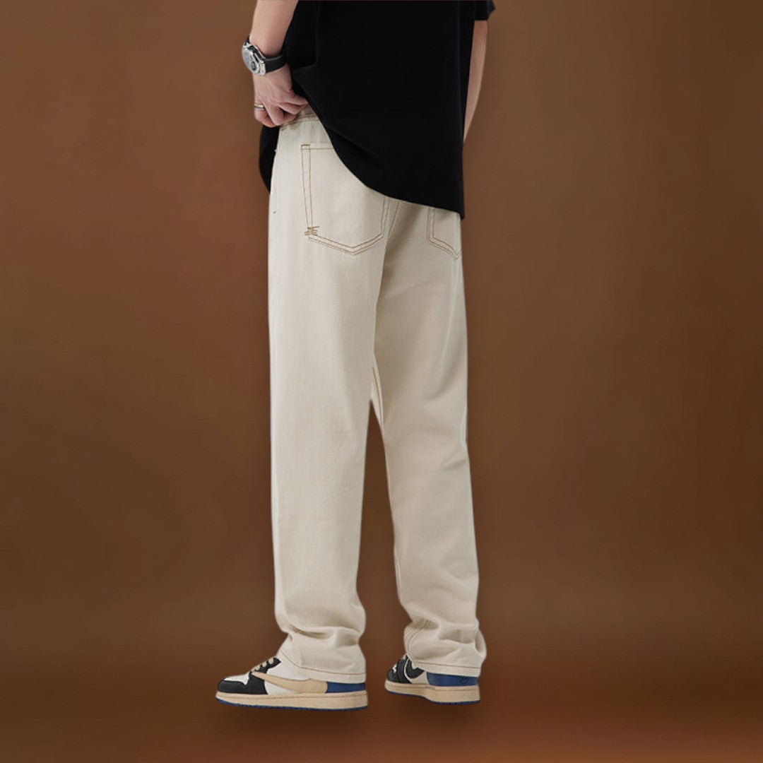 Calças de Poliéster – Perna Reta e Movimento Fácil