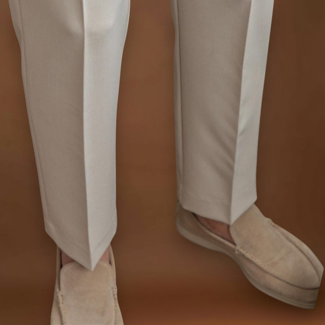 Calças em Mistura de Poliéster - Ajuste Streamlined e Manutenção da Forma