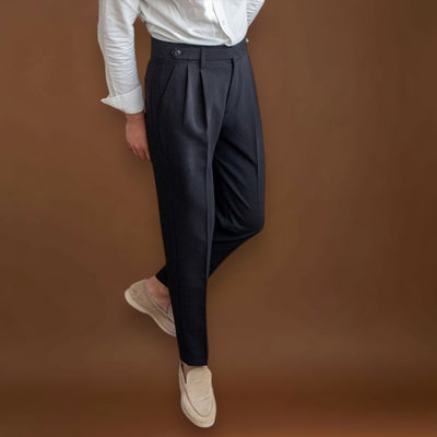 Calças em Mistura de Poliéster - Ajuste Streamlined e Manutenção da Forma