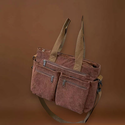 Maria. - Mala com vários bolsos