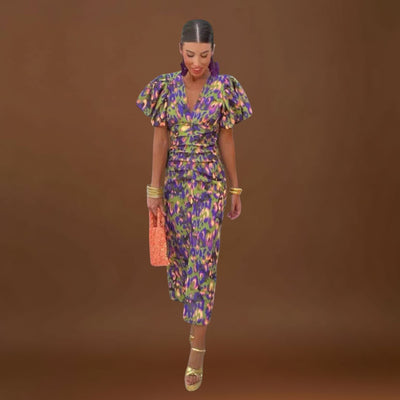 Vanessa - Vestido elegante com decote em V