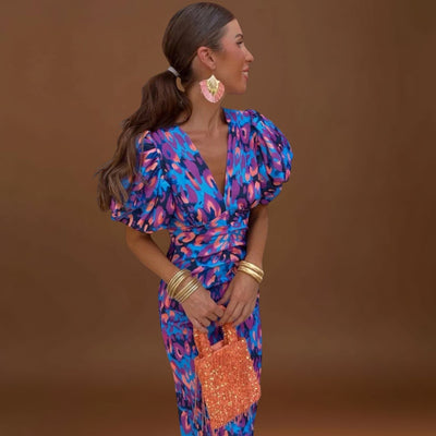 Vanessa - Vestido elegante com decote em V