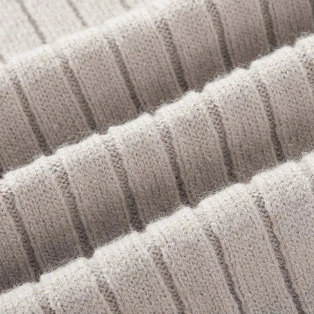 Sebastião | Gola Alta Confeccionada Abrangente Durável