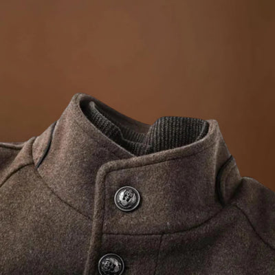Trench Coat - Mistura de Fibra Cardada, Forma Slim e Resistência ao Vento