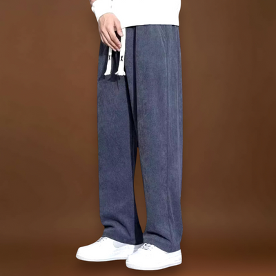 Calças - Mistura de Veludo Cotelê com Corte Reto e Ajuste Espaçoso