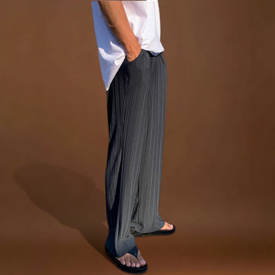 Calças - Frente Plissada e Corte Relaxado para Movimento Fácil