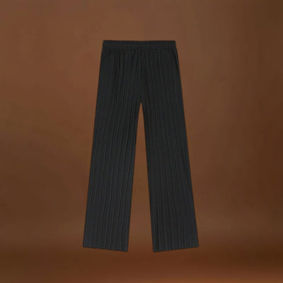 Calças - Frente Plissada e Corte Relaxado para Movimento Fácil