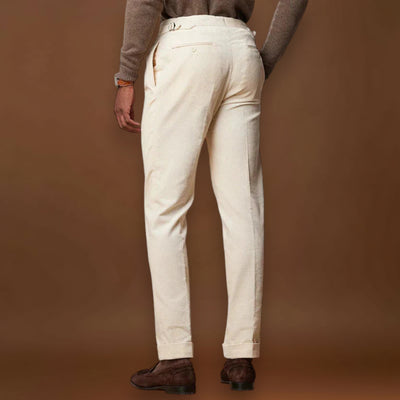 Calças - Corte Reto em Mistura Macia e Cintura Confortável