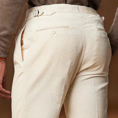 Calças - Corte Reto em Mistura Macia e Cintura Confortável