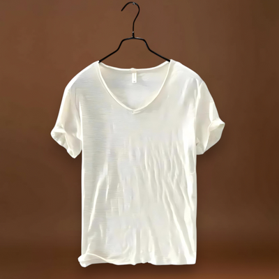 T-Shirt de Decote em V – Mistura Leve e Ajuste Respirável