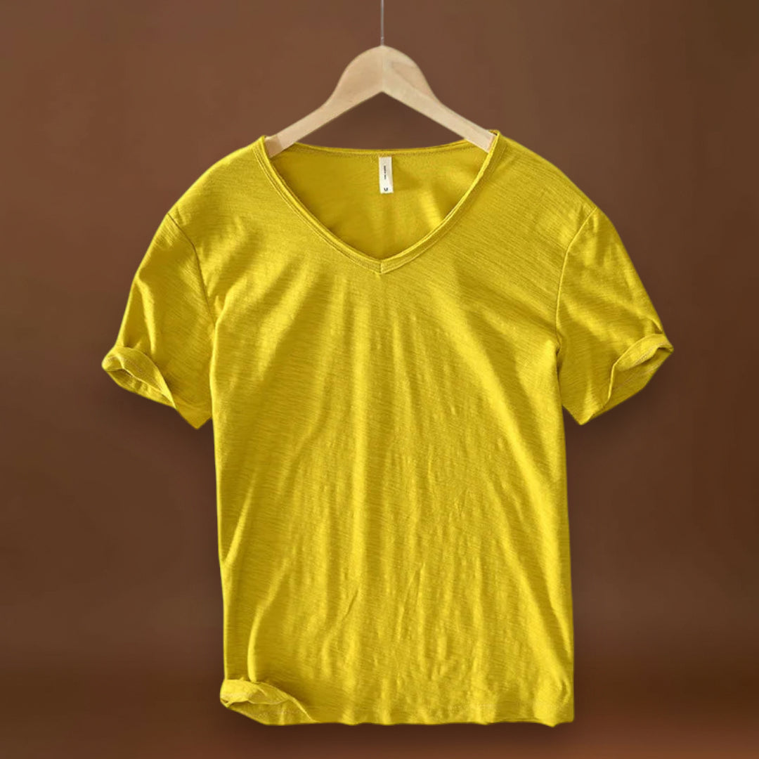 T-Shirt de Decote em V – Mistura Leve e Ajuste Respirável