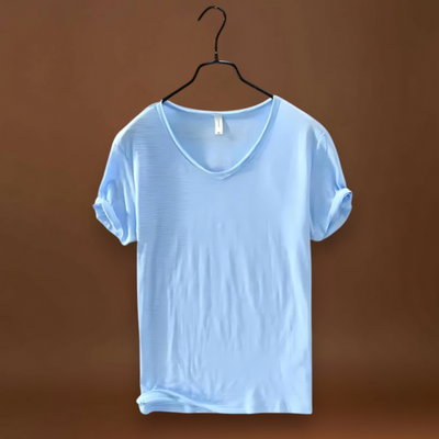 T-Shirt de Decote em V – Mistura Leve e Ajuste Respirável