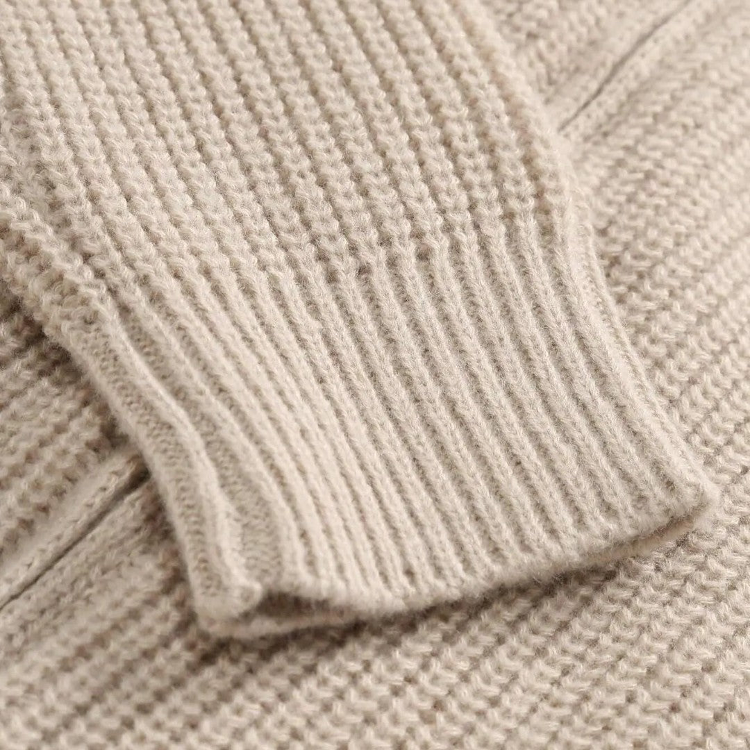 Cardigã com Zíper - Painel em Malha Macia e Zíper de Dupla Direção