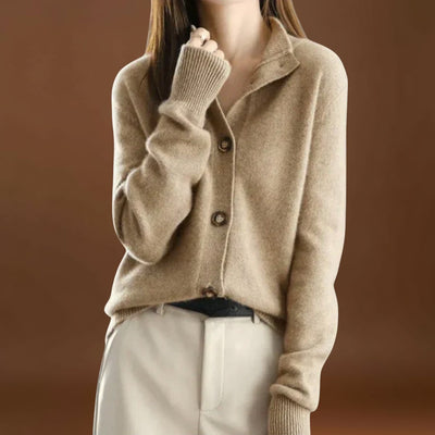 Adriana - Cardigan Suave