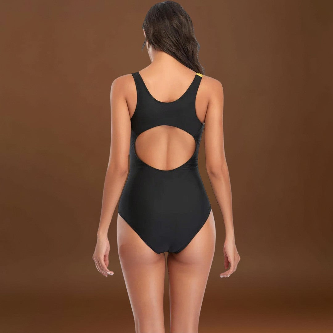 Inês – Fato de banho desportivo com recortes